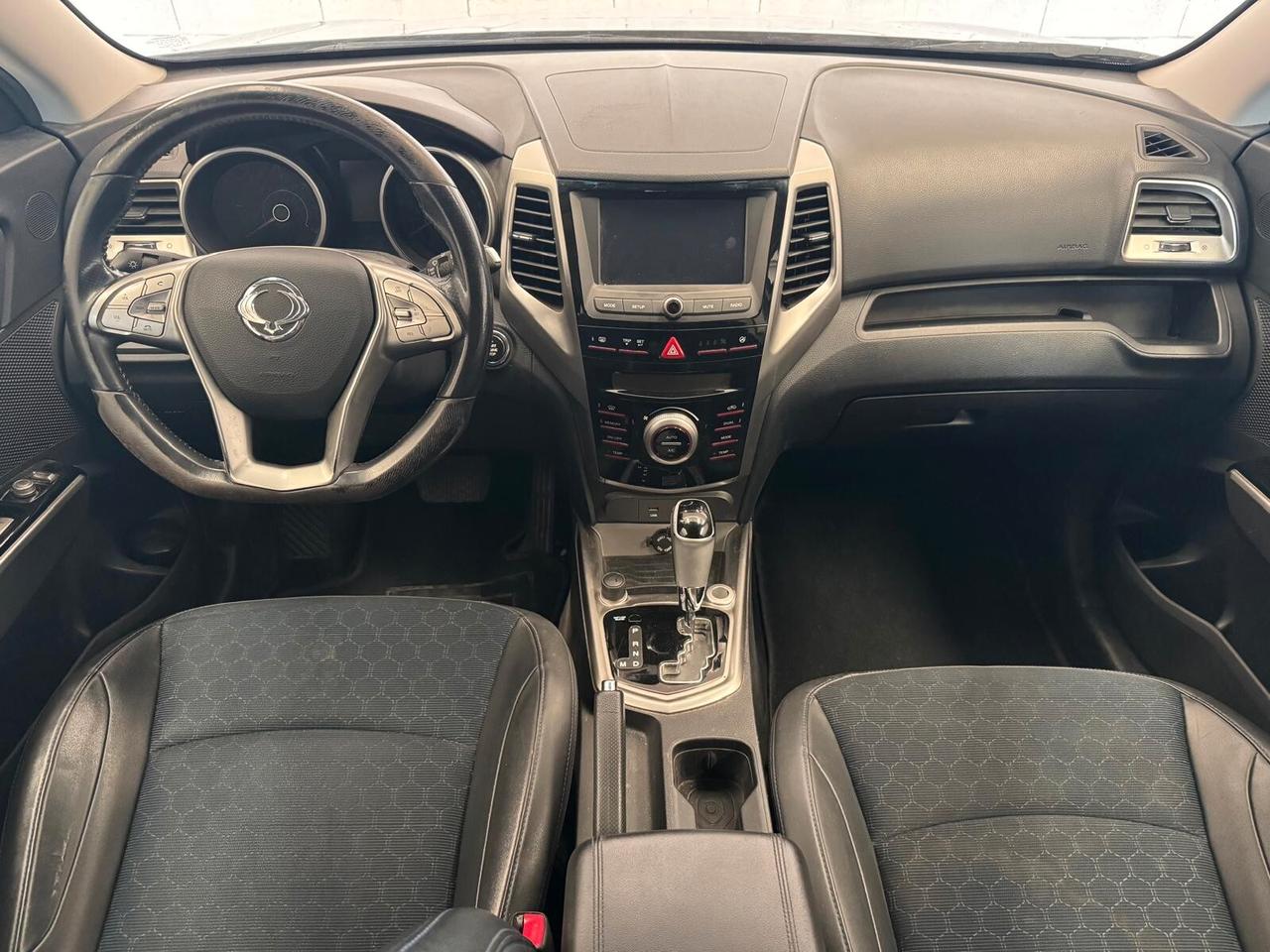 Ssangyong Tivoli 1.6d 4WD(4×4) cambio automatico