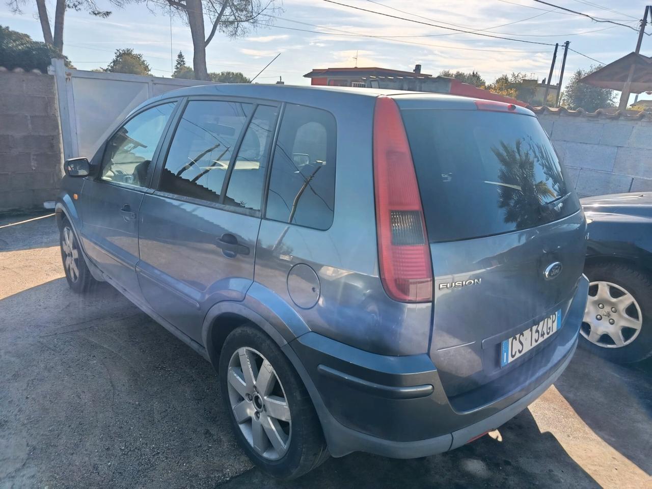 Ford Fusion 1.4 TDCi 5p. Collection