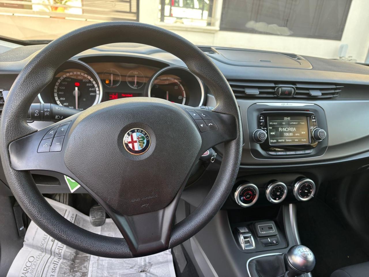 Alfa Romeo Giulietta 1.6 JTDm-2 120 CV Exclusive