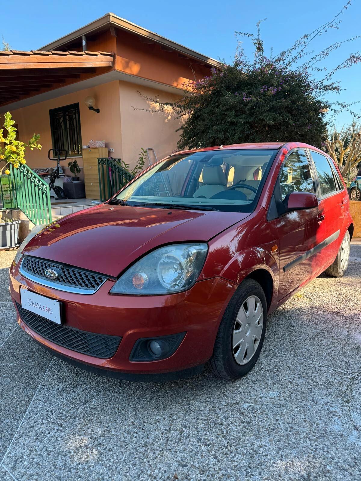Lancia Ypsilon 1.2 MOMO DESIGN + FORD FIESTA 1.2 GHIA 5 PORTE COME NUOVA