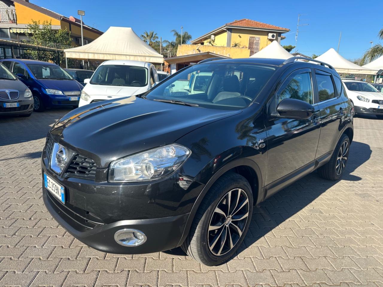 Nissan Qashqai Qashqai+2 2.0 dCi DPF Tekna