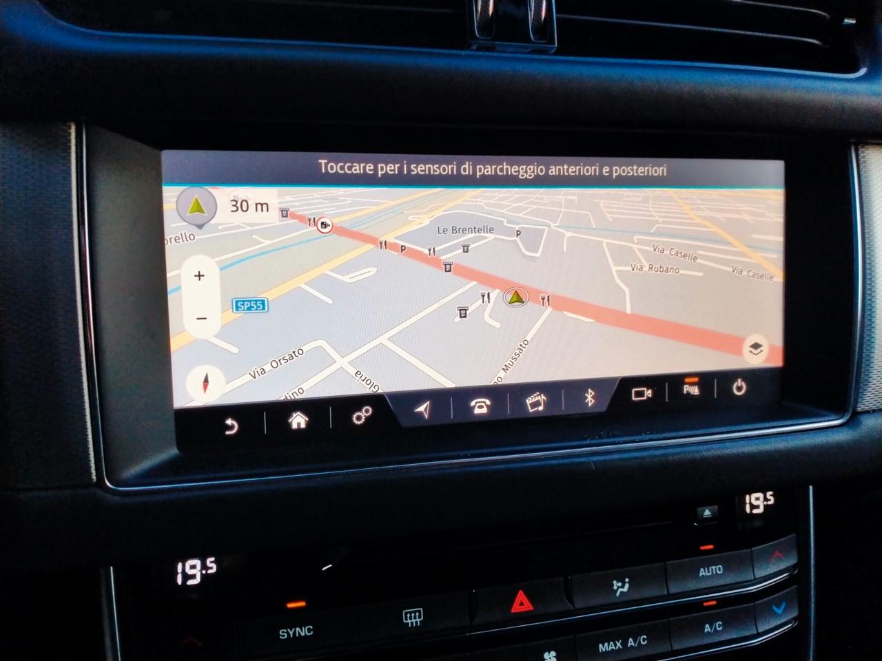 Jaguar XF 2.0D i4 180CV AWD PORTFOLIO MODEL YEAR 2019 MERIDIAN DIGITAL SOUND SYSTEM 380W