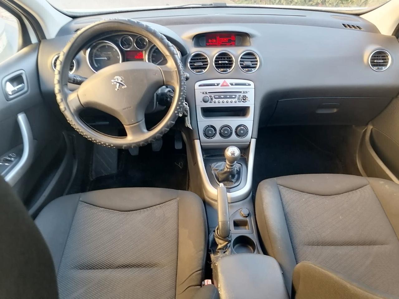 Peugeot 308 1.6 HDI – SW - 2012