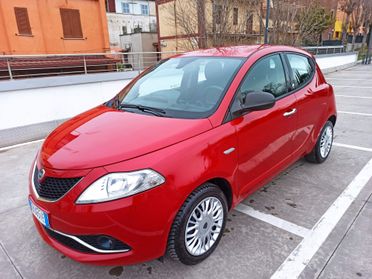 Lancia Ypsilon 1.2 69 CV 5 porte GPL Ecochic Gold