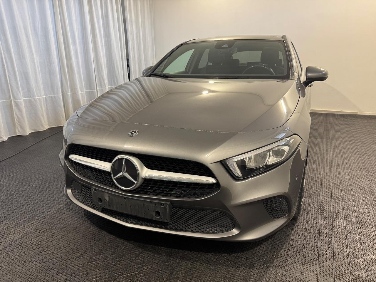 Mercedes-benz A 180d Automatic Executive