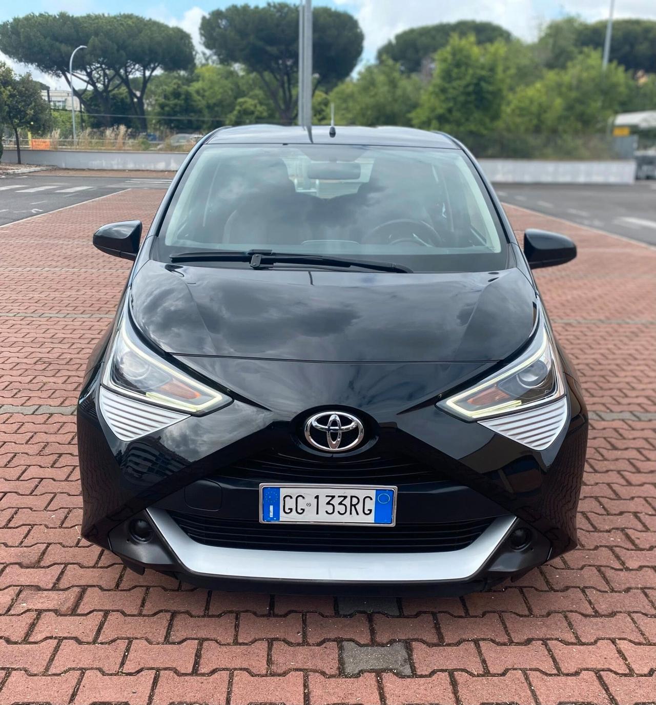 TOYOTA AYGO CAMBIO AUTOMATICO 5 P. 1.0