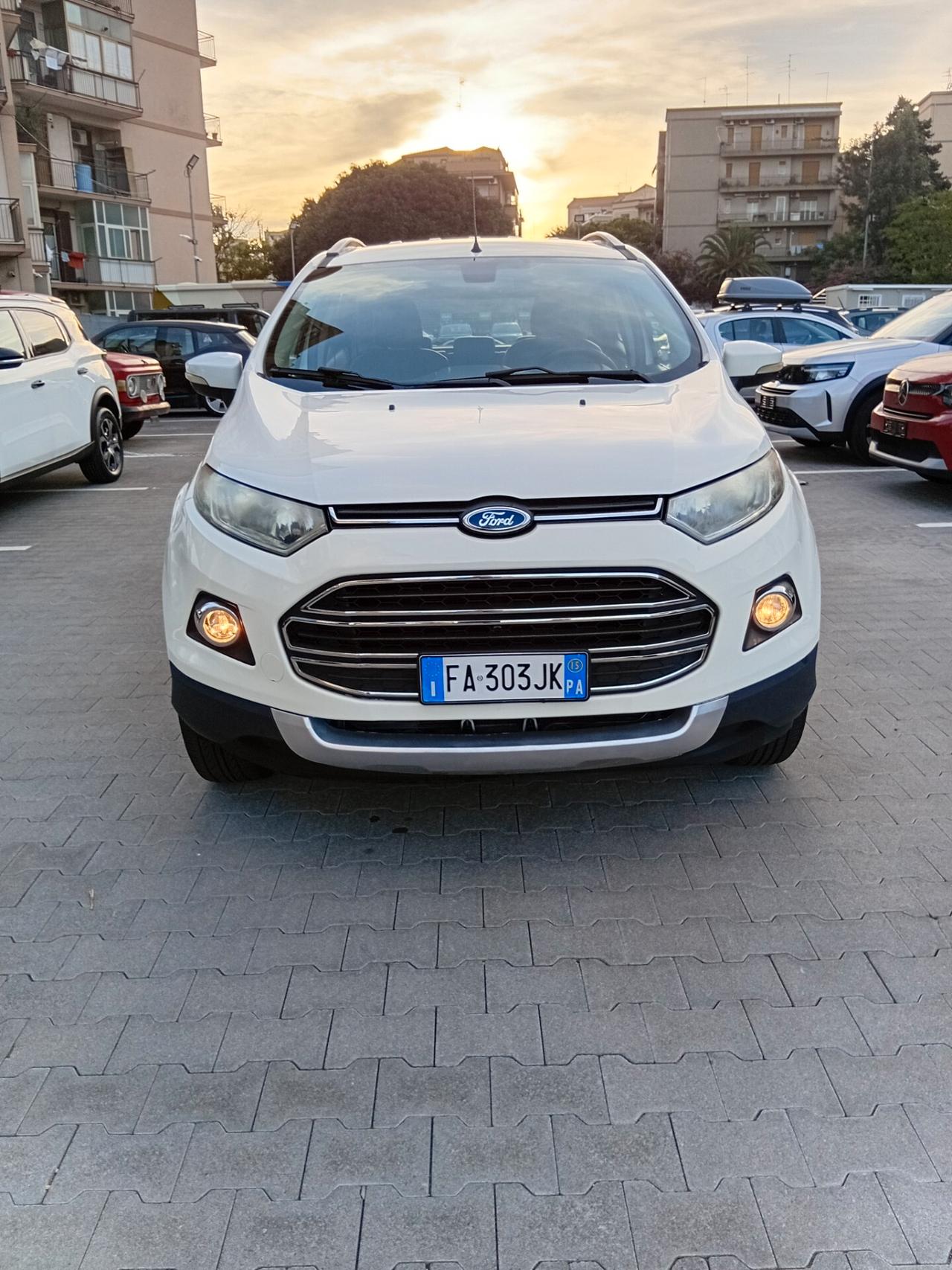 Ford EcoSport 1.5 CONFORT E PRATICITÀ