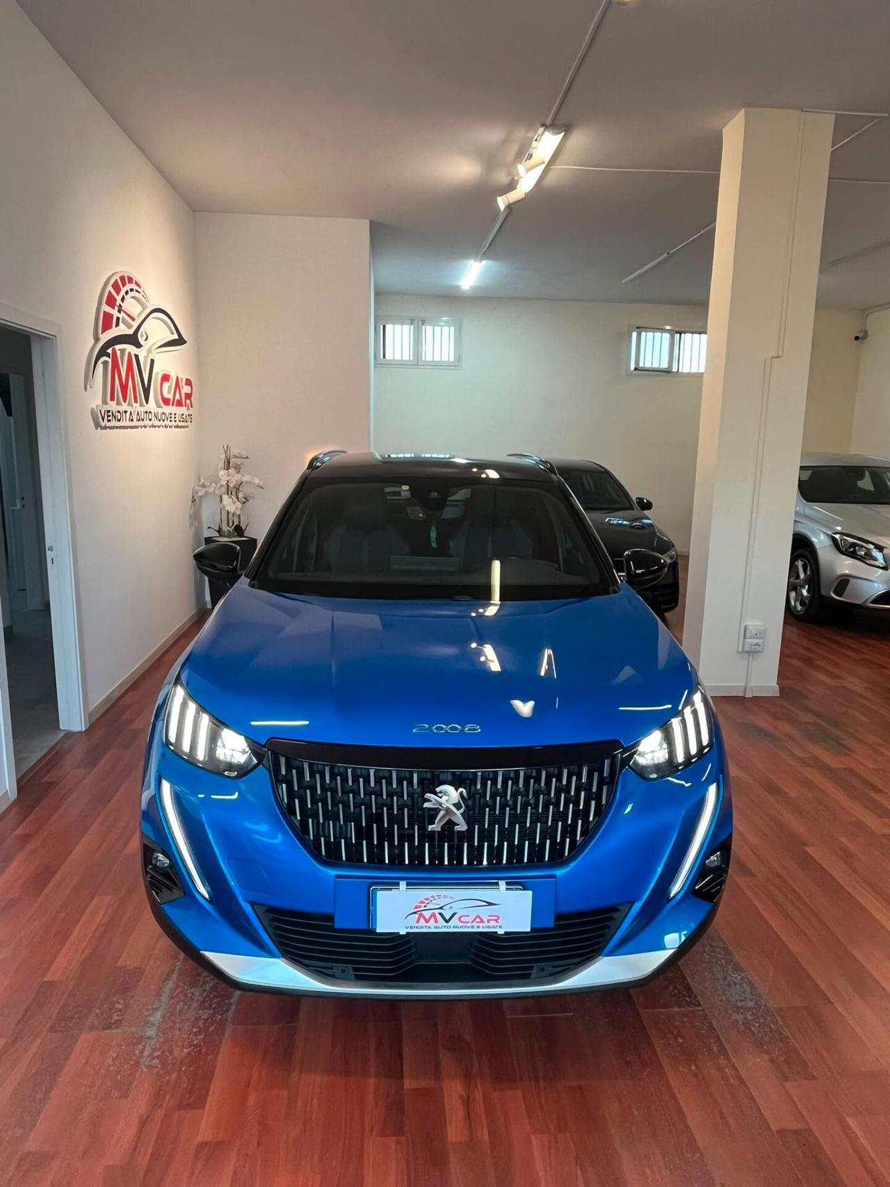 Peugeot 2008 BlueHDi 130 S&S EAT8 GT