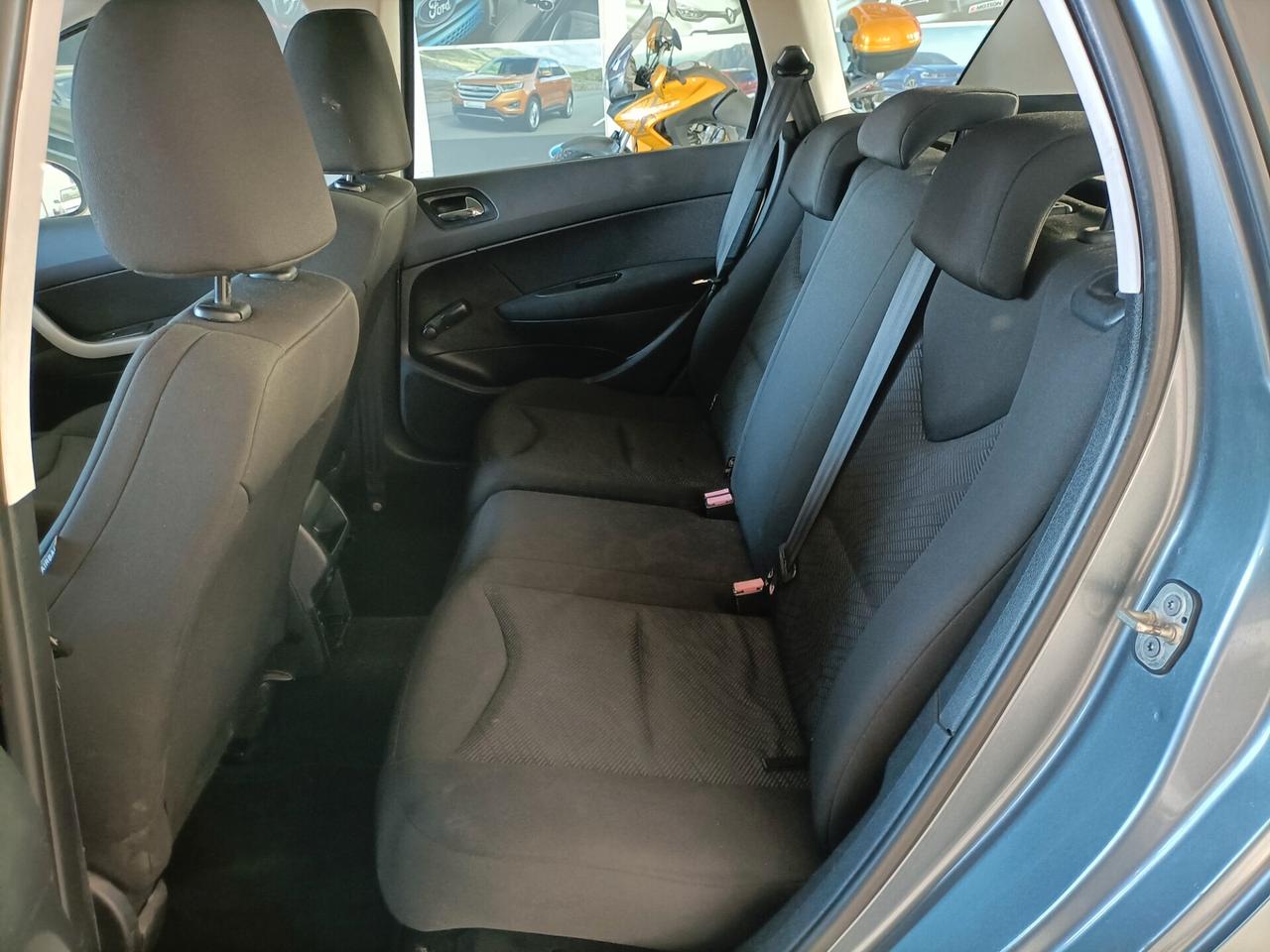 Peugeot 308 1.6 8V HDi 112CV SW Premium 02/2011