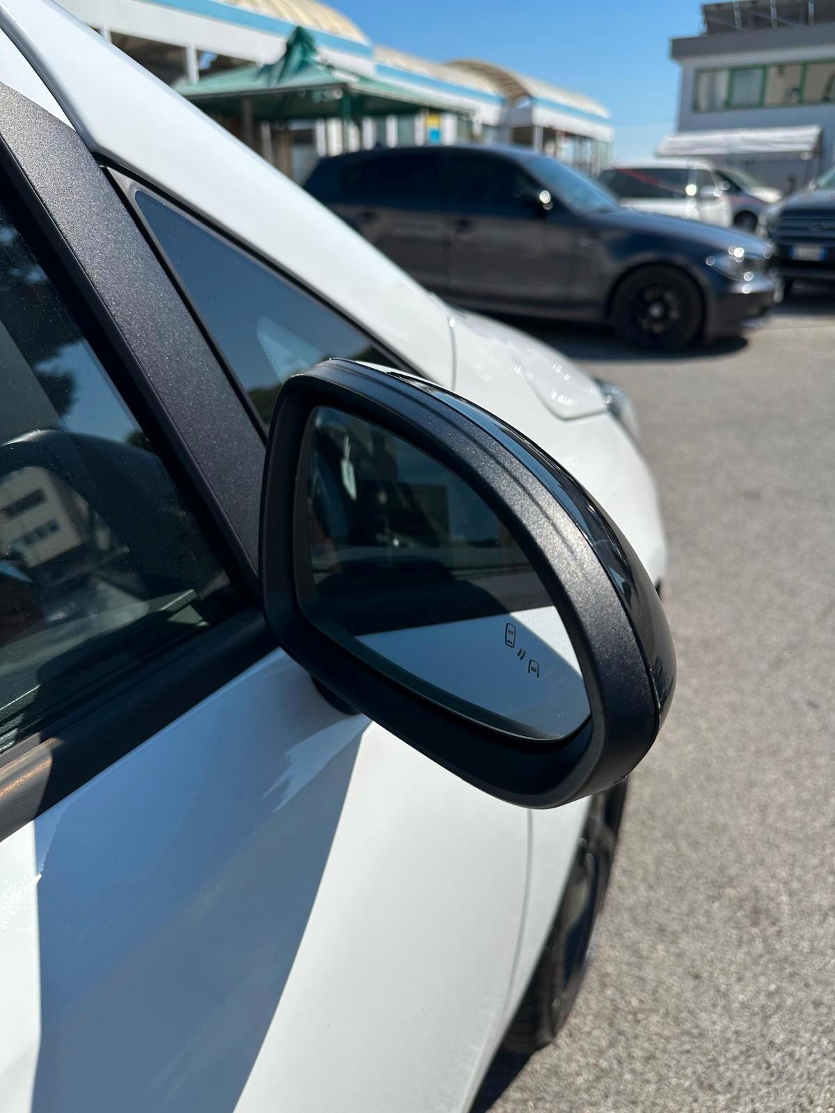 Opel Corsa 1.3 CDTI Coupé b-Color
