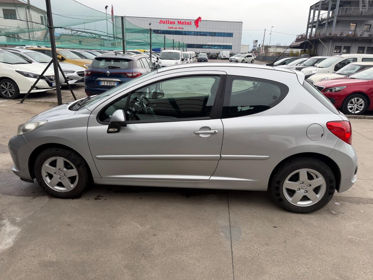 Peugeot 207 1.4 HDi 70CV 3p. X Line