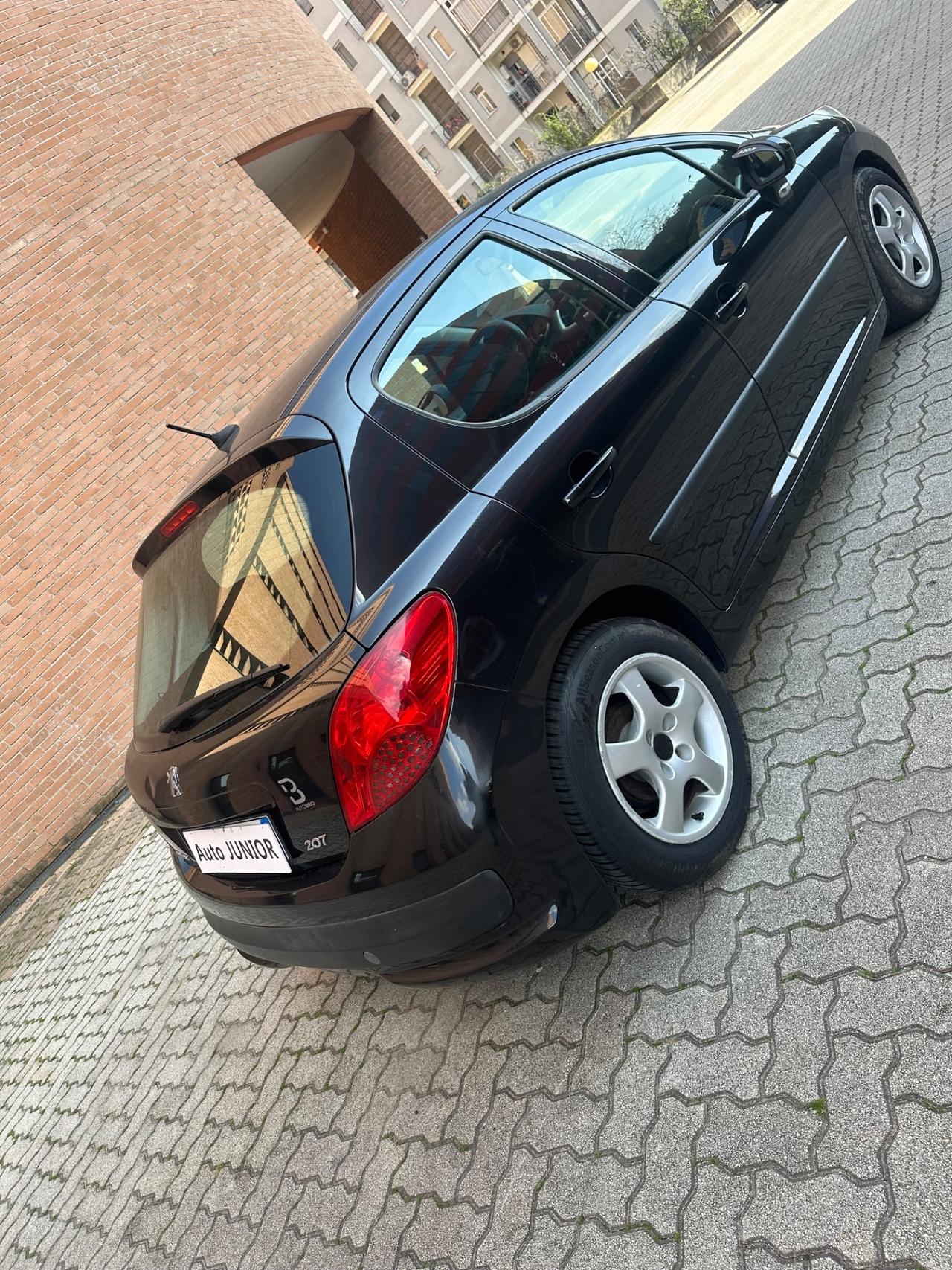 Peugeot 207 1.4 VTi 95CV 5p. X Line