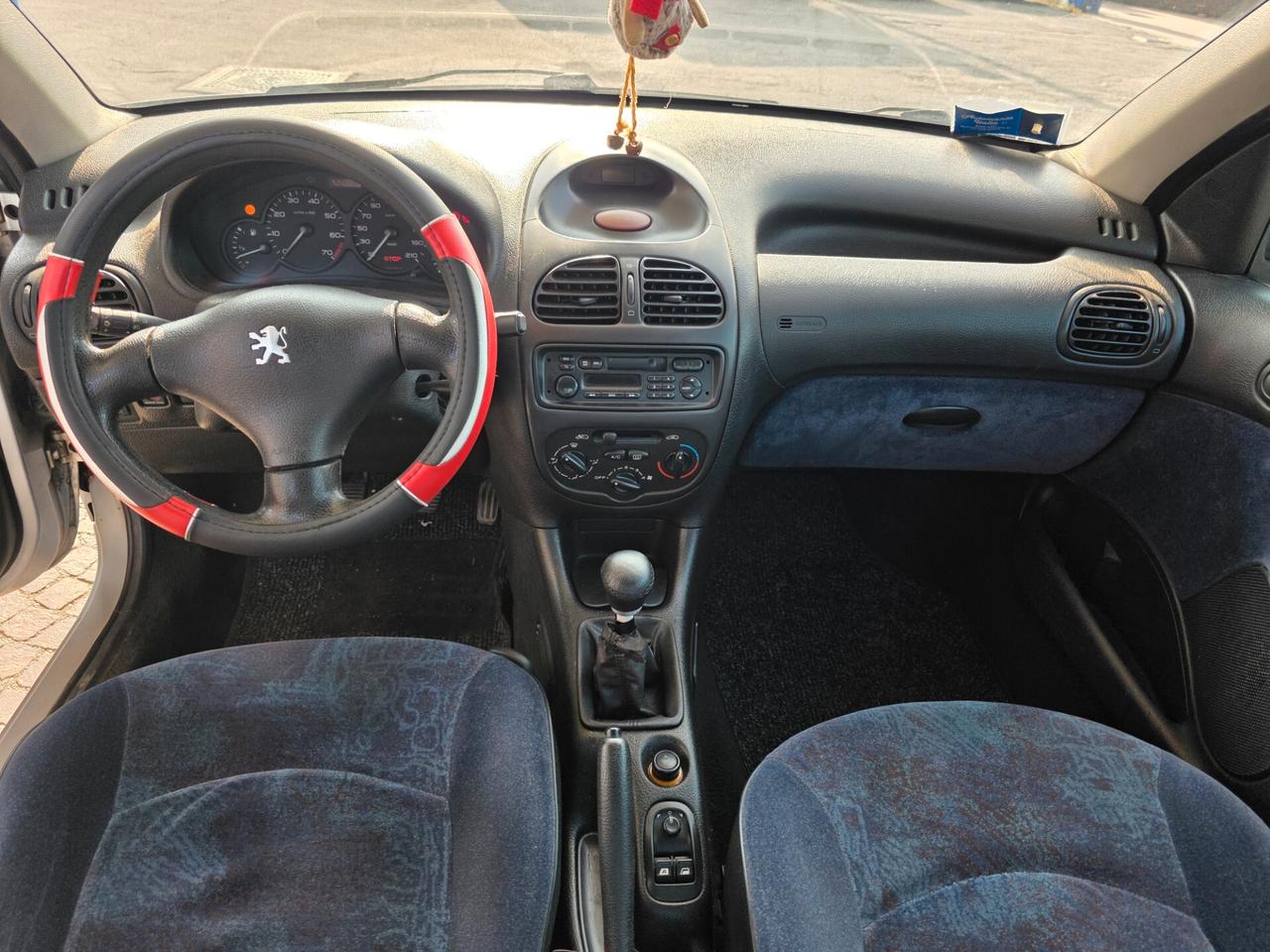 Peugeot 206 1.4 5p. Con 245.000km Neopatentati ok