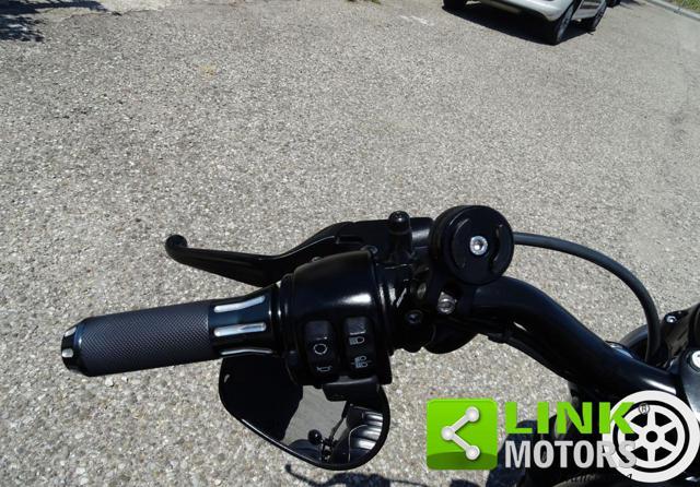 HARLEY-DAVIDSON 883 Iron XL ANNO 2016