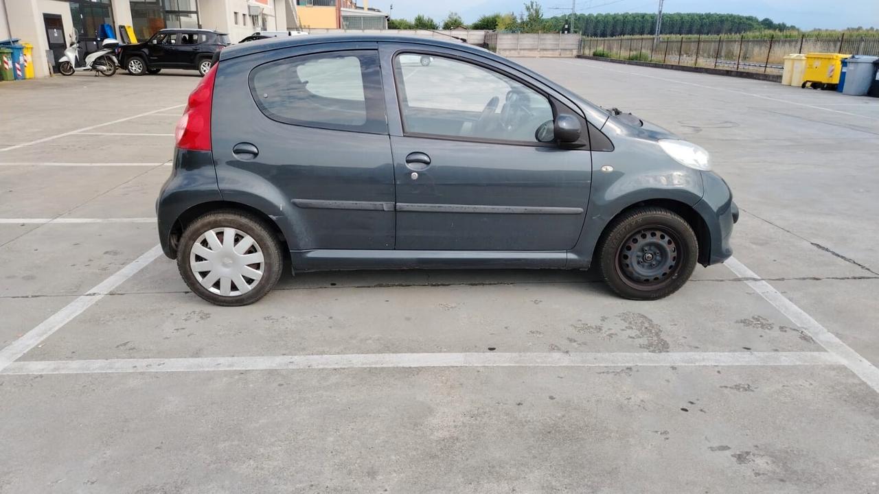 Peugeot 107 5 porte