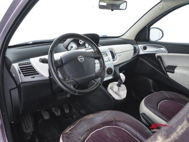 LANCIA Ypsilon 1.2 Oro
