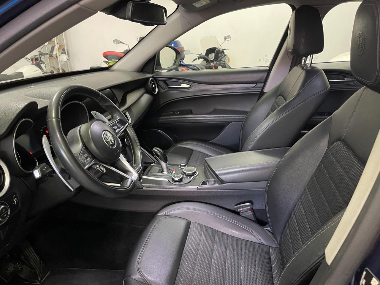 Alfa Romeo Stelvio 2.2 Turbodiesel 180 CV AT8 Q4 Executive