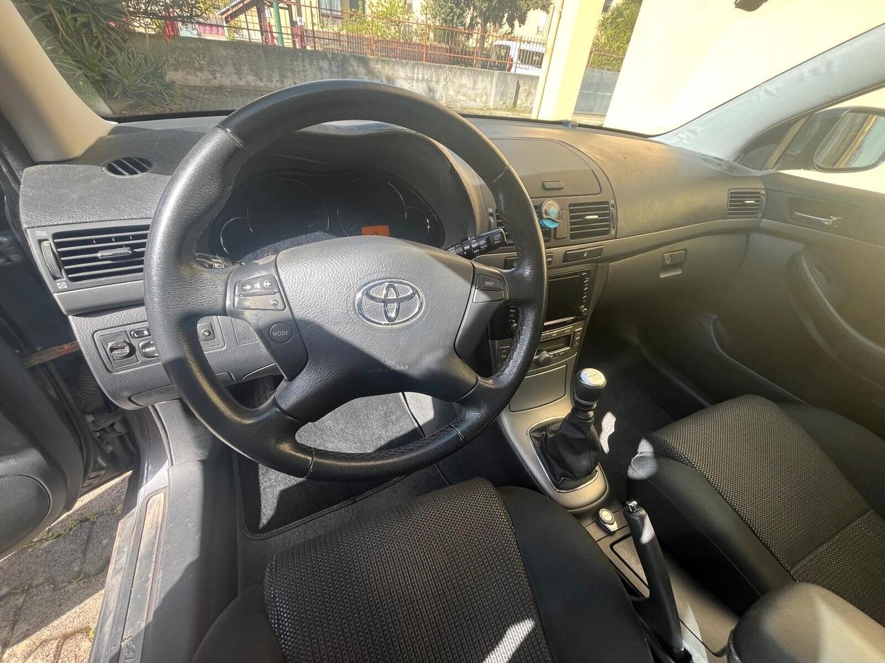 Toyota Avensis 2.2 D-4D 16V Station Wagon