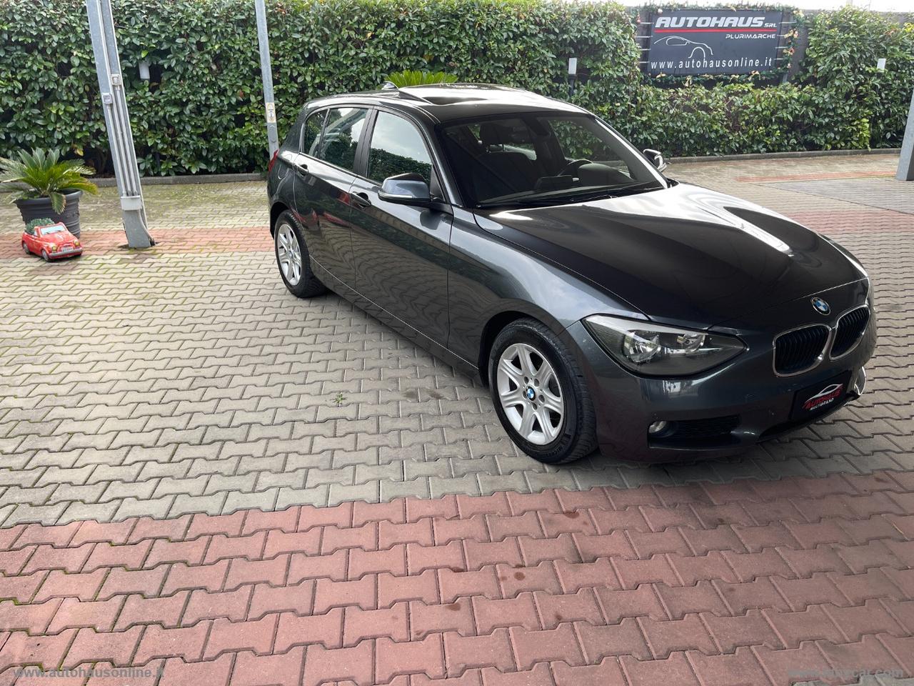 BMW 114d 5p. Unique