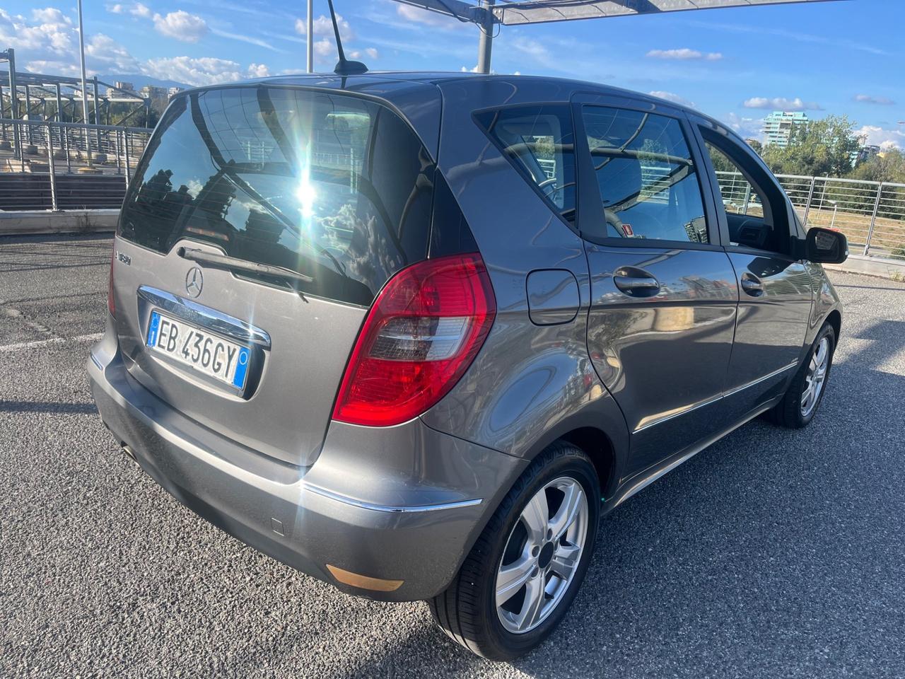 Mercedes-benz A 180 AUTOMATIC Special Edition