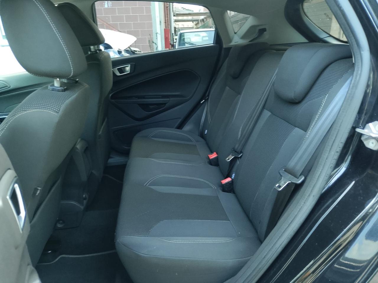 Ford Fiesta 1.0 EcoBoost 100CV 5P. Black &Edition 2015