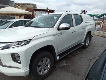 Mitsubishi L200 2.3 D Double Cab 4x4 Super Select Diamond