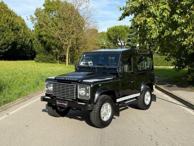 LAND ROVER Defender 90 2.2 TD4 Station Wagon SE NEOPATENTATI