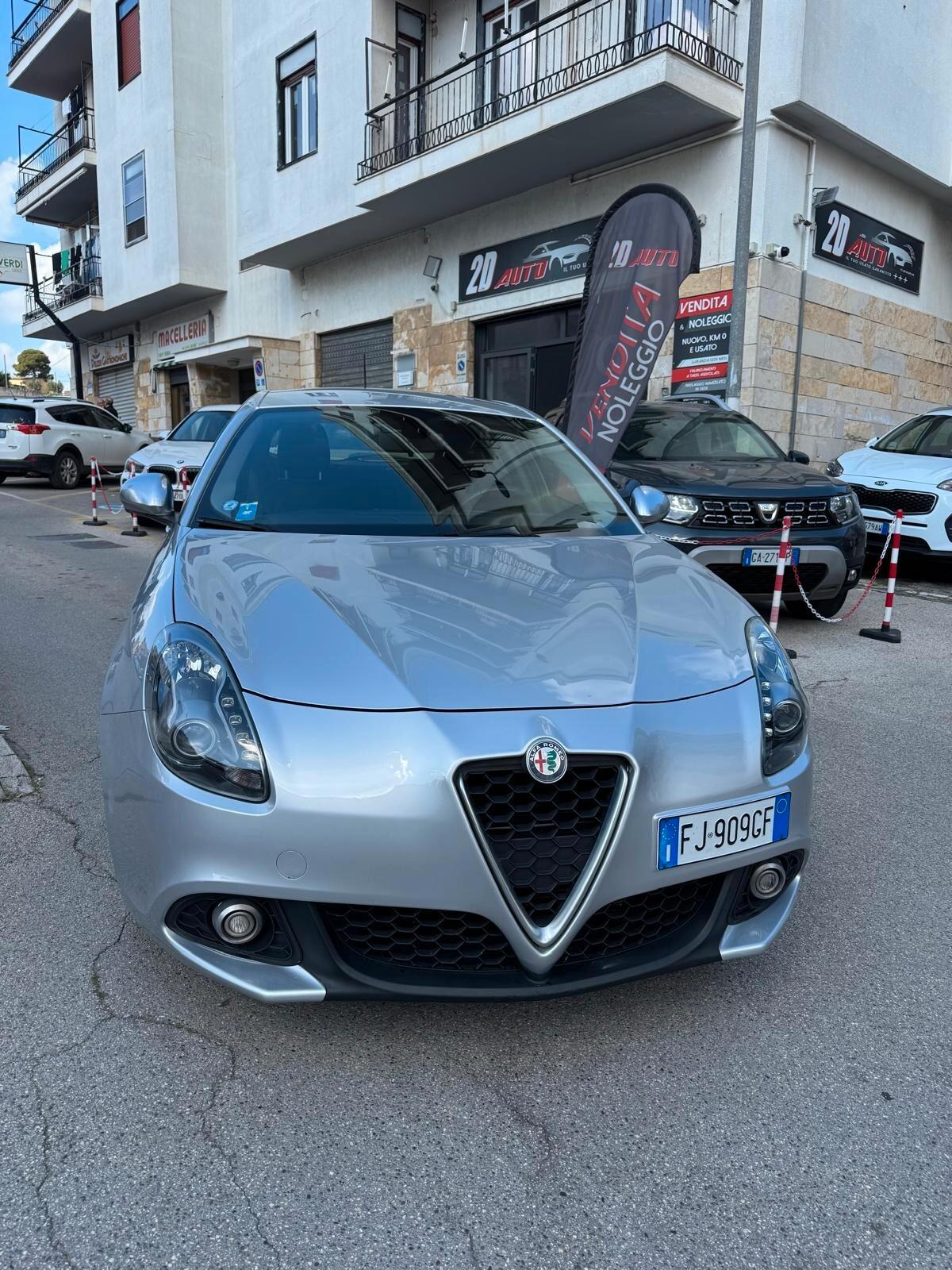 Alfa Romeo Giulietta 1.6 JTDm 120 CV Distinctive * Perfette Condizioni * Garantita 12 Mesi