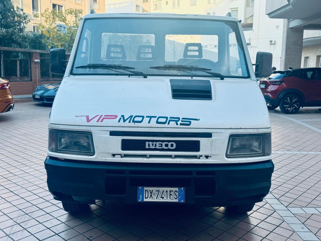 Iveco Daily 35.12 2.5 TDI CARROATREZZI SOCCORSO STRADALE SCARRABILE