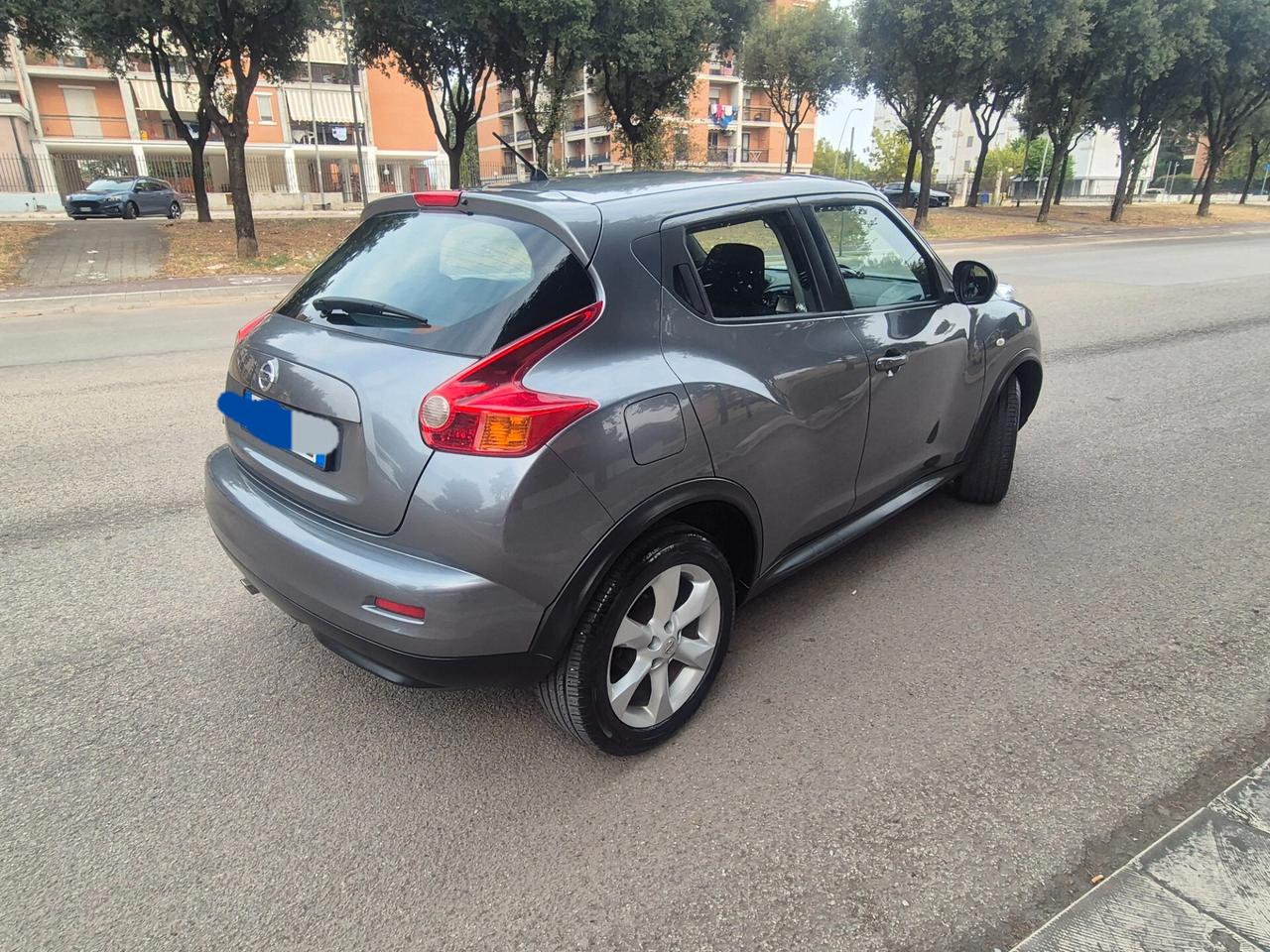 Nissan Juke 1.6 GPL 117cv anno 2014 navigatore retrocamera