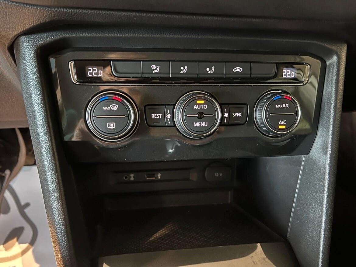 Volkswagen Tiguan 2.0 tdi Executive 4mot 150cv dsg App Conn Led 18"