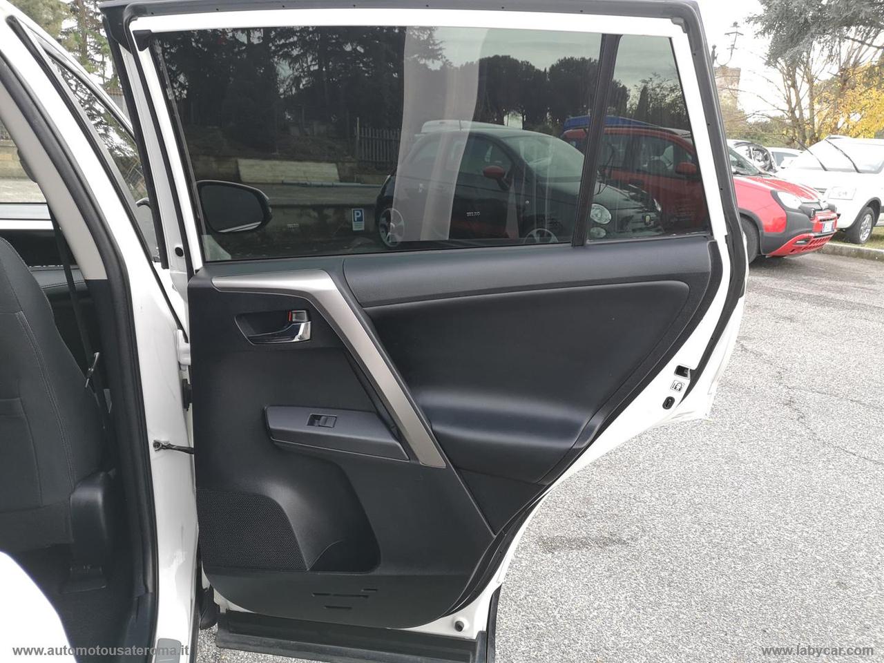 TOYOTA RAV4 2.5 Hybrid 2WD Business PROMO WEB