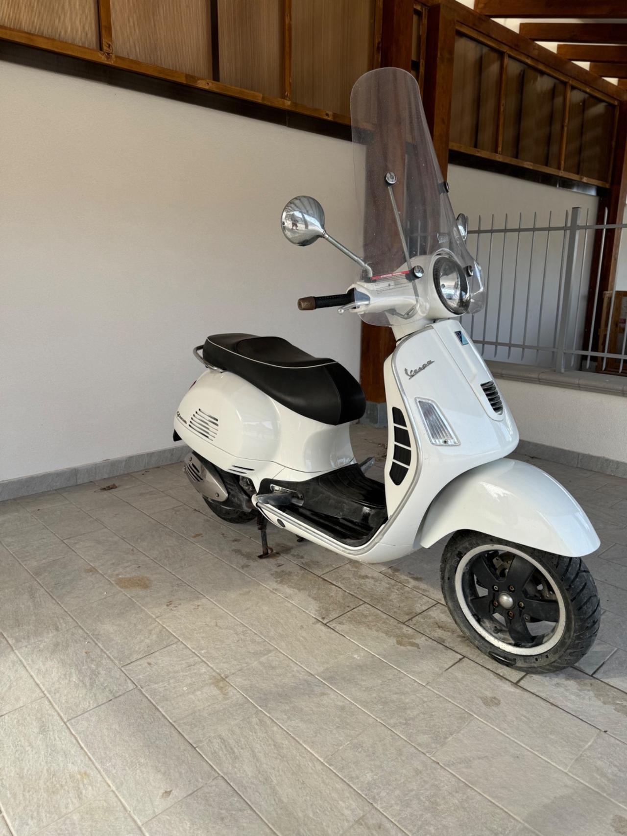 Piaggio GTS 300 Gts