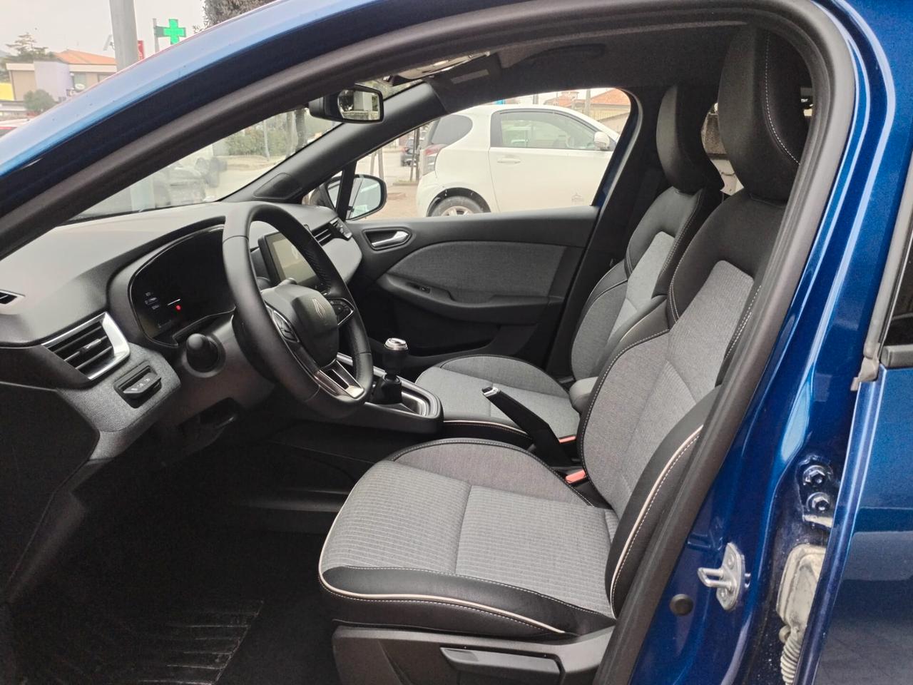 Renault Clio TCe 90 CV 5 porte Techno