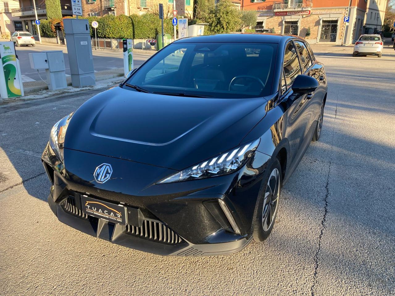 Mg MG4 4 EV Long Range 64 kWh LUXURY #8431