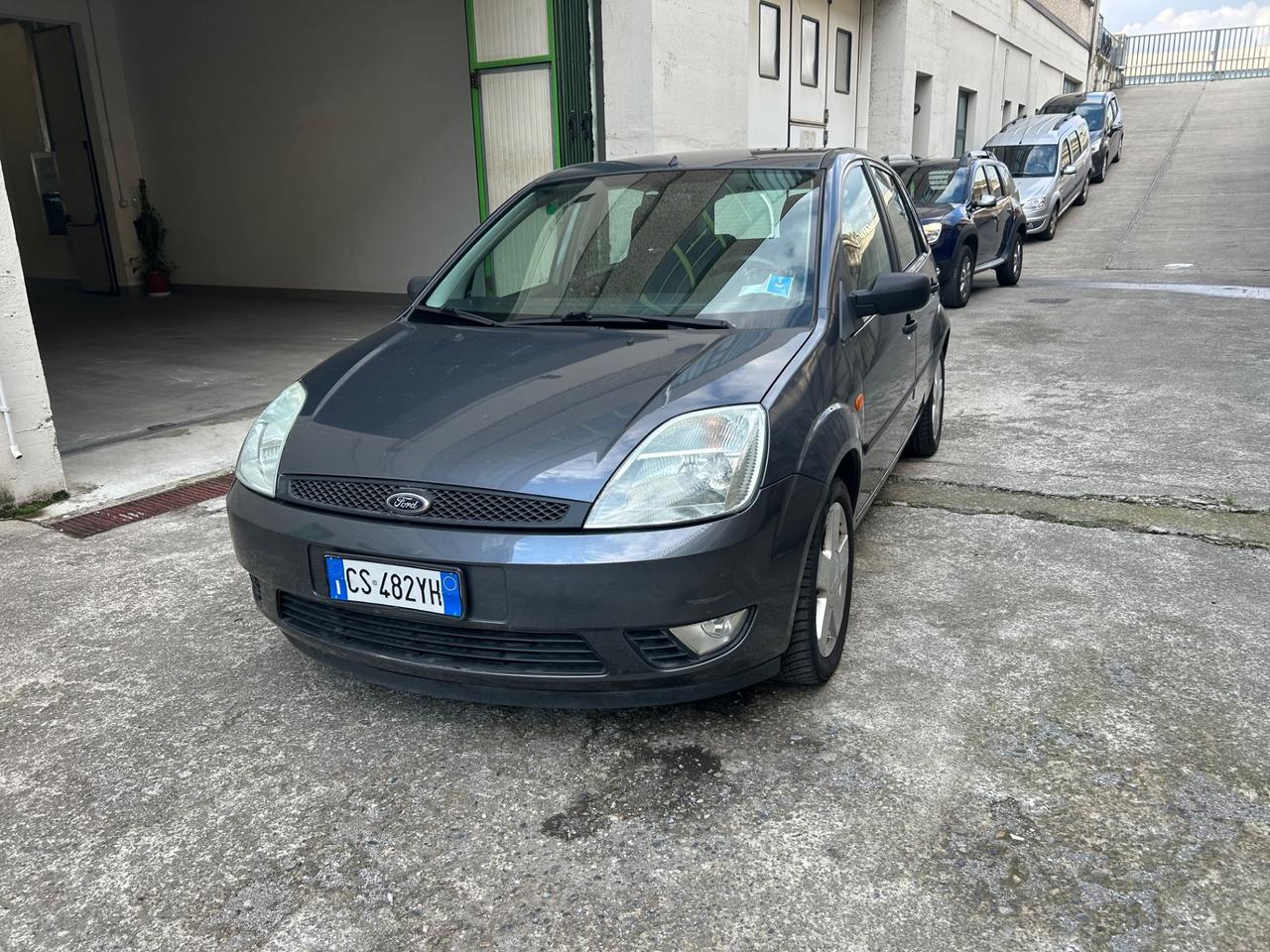Ford Fiesta 1.2 16V 5p. Ghia