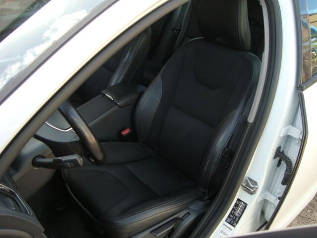 Volvo V60 Cross Country D3 Geartronic Summum