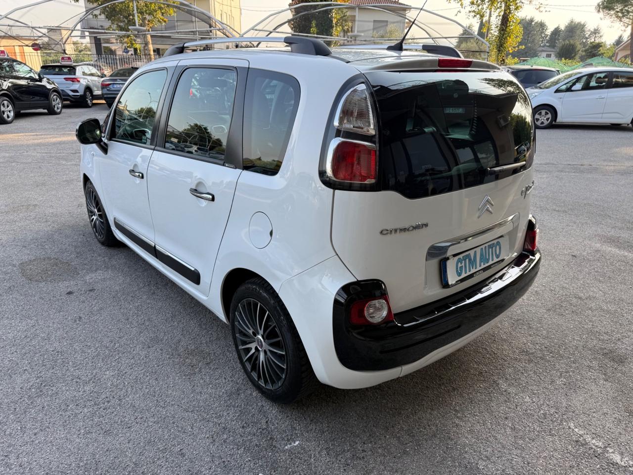 Citroen C3 Picasso 1.6 HDi 90 cv - Neopatentati