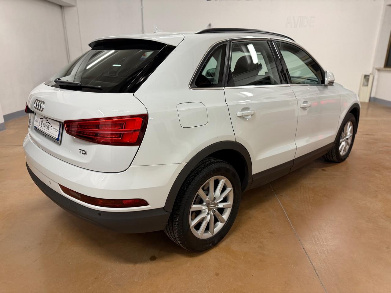 Audi Q3 2.0 TDI 150 CV Business