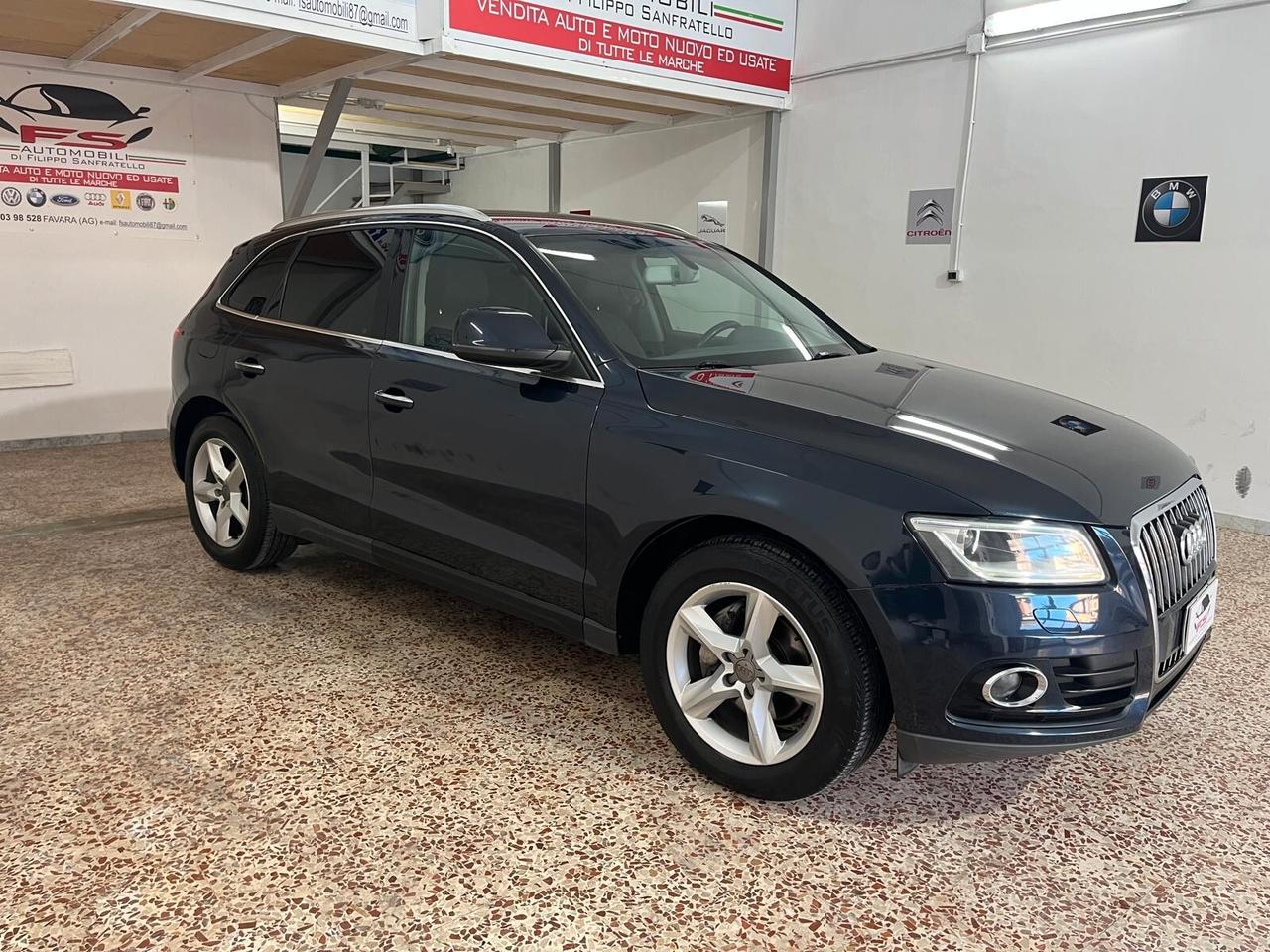 Audi Q5 2.0 TDI 150 CV clean diesel Business
