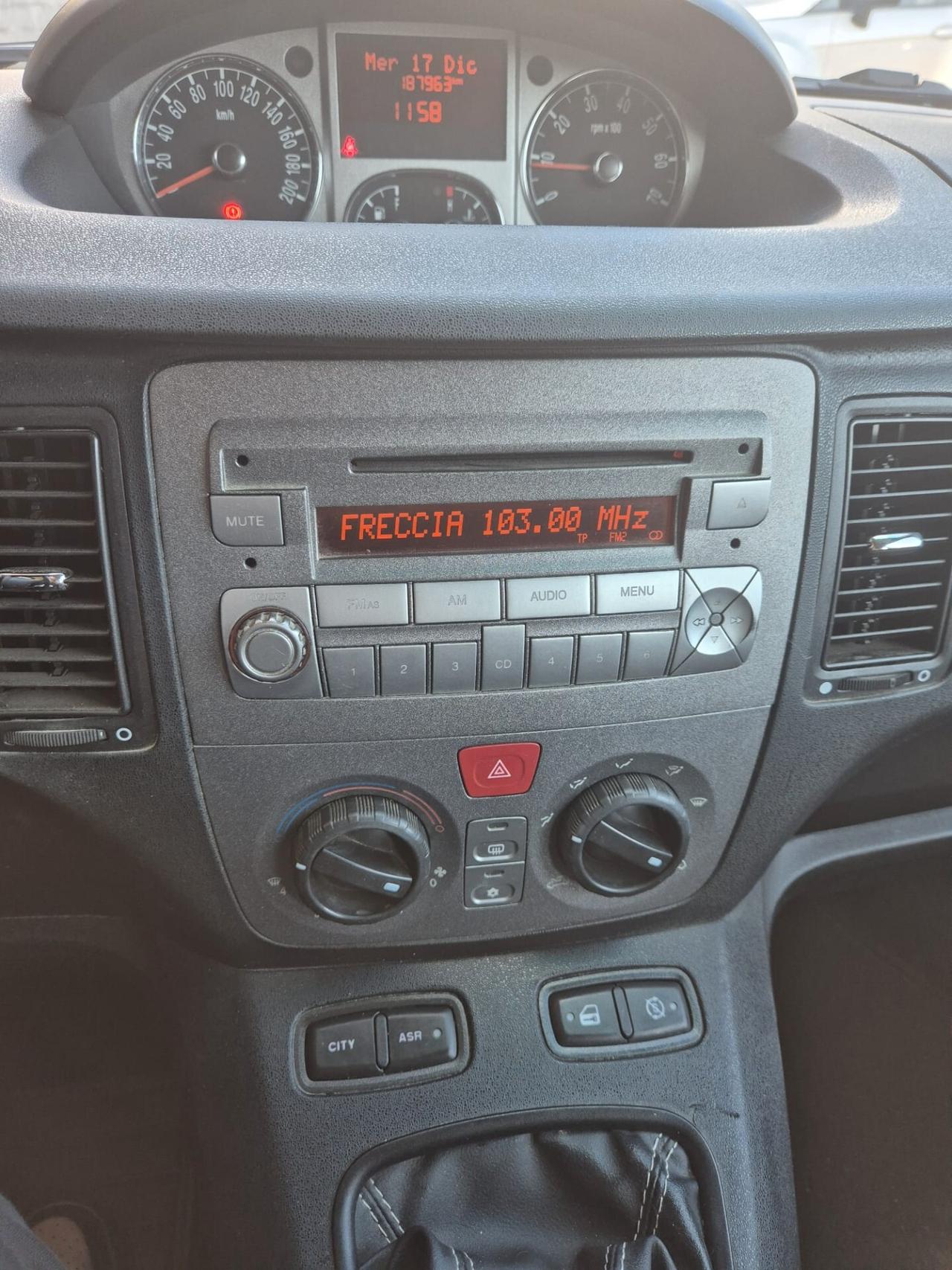 Lancia MUSA 1.3 Mjt 95 CV Gold