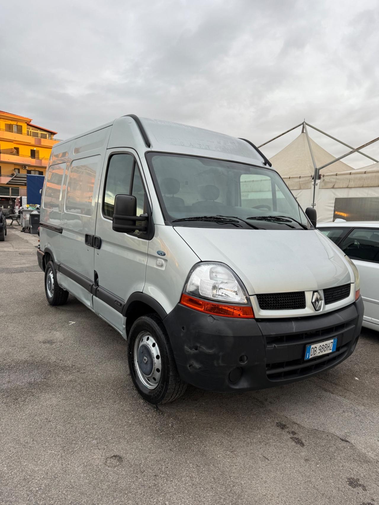 Renault Master T33/100 2.5 dCi PC-TN FurgoneGeneriq