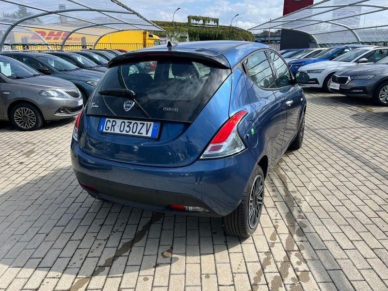 Lancia Ypsilon Ypsilon 1.0 FireFly 5 porte S&S Hybrid Silver Plus