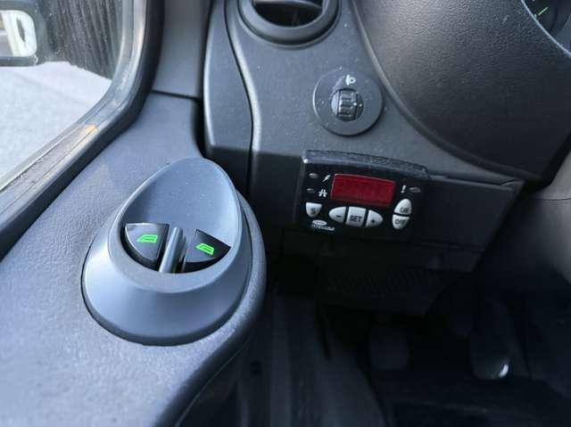 Iveco Daily 35C10HPI Frigo ATP FNAX 2 28 Xarios Portata 780 kg