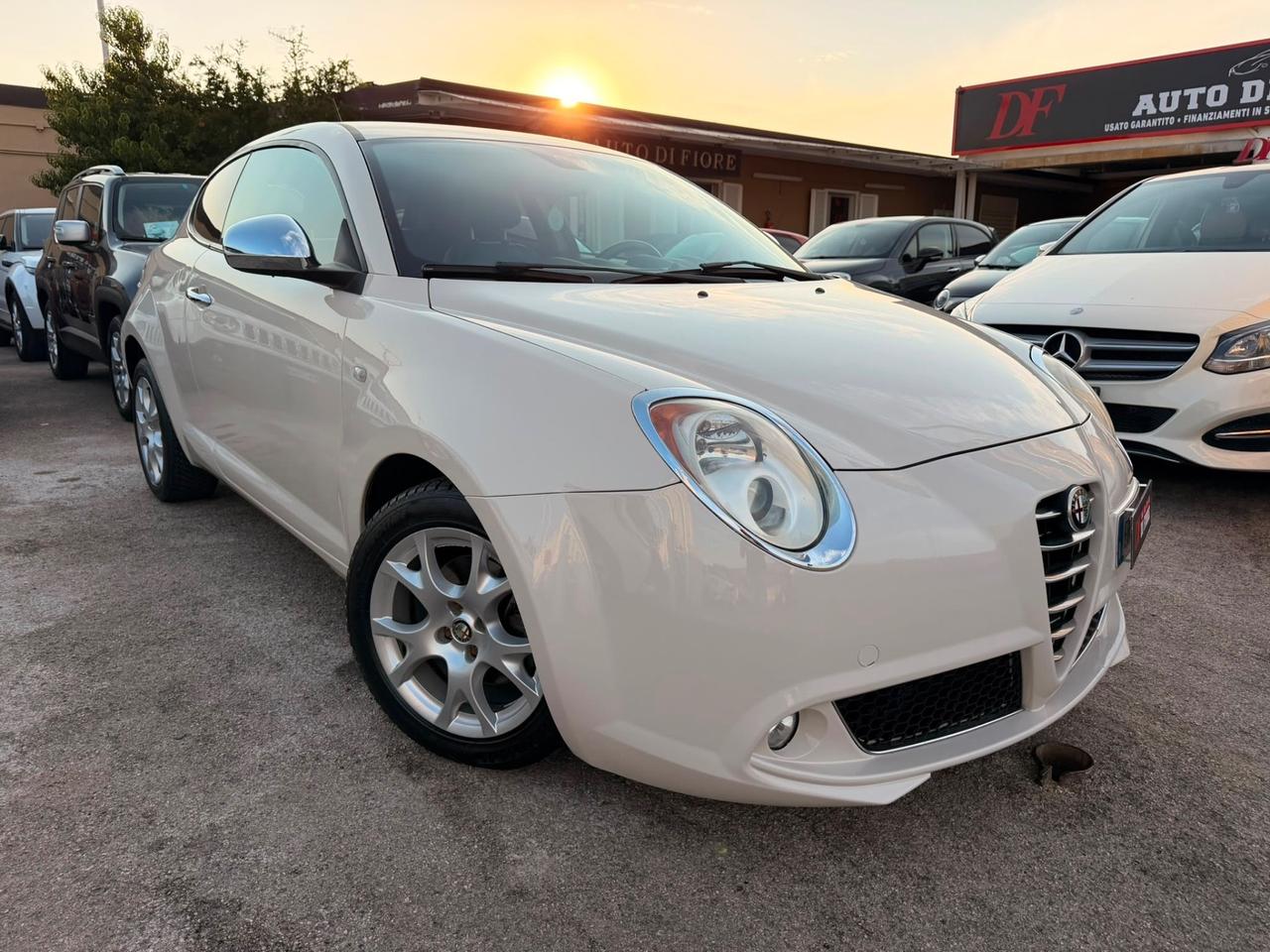 Alfa Romeo MiTo 1.3 JTDm-2 95CV Distinctive PELLE TOTALE SENSORI PARCHEGGIO