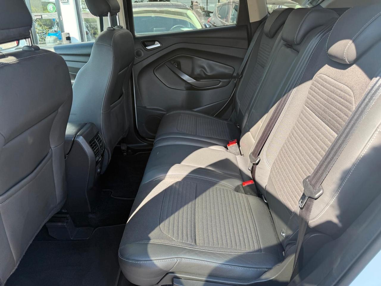 Ford Kuga 1.5 TDCI 120 CV S&S 2WD Titanium