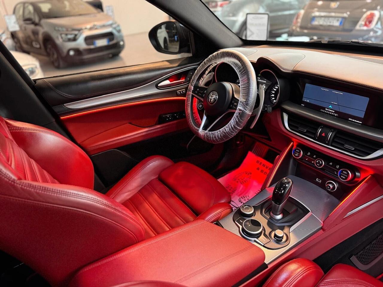 Alfa Romeo Stelvio 2.0 Turbo 280 CV AT8 Q4 VELOCE