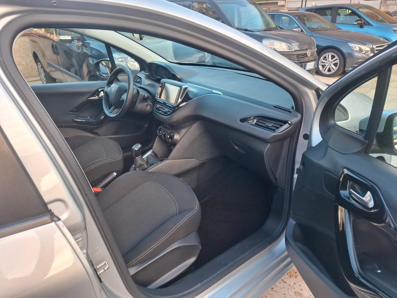 Peugeot 208 - 1.6 HDi Navi|Clima|Sensore 2017