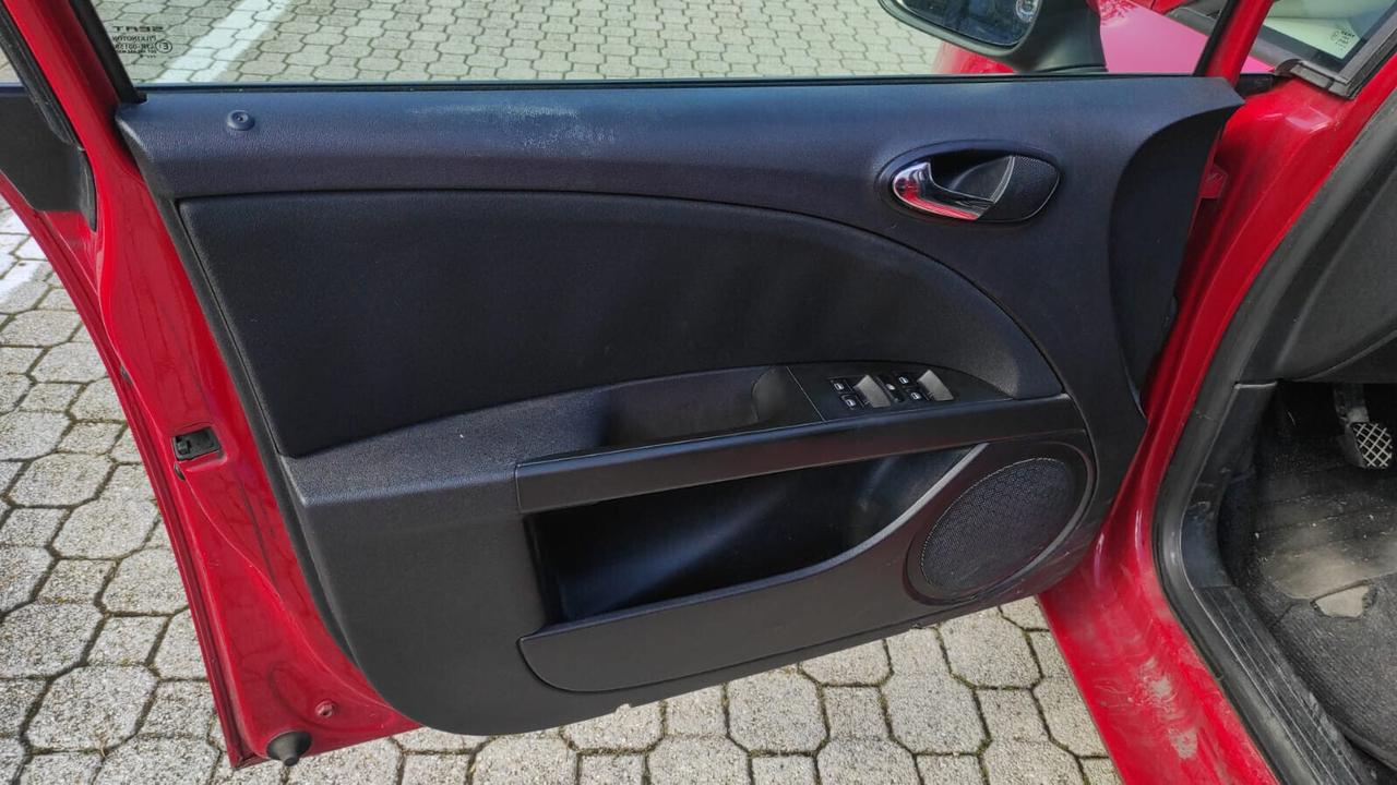 SEAT LEON 1.4 TSI 125CV BENZINA COMMERCIANTI