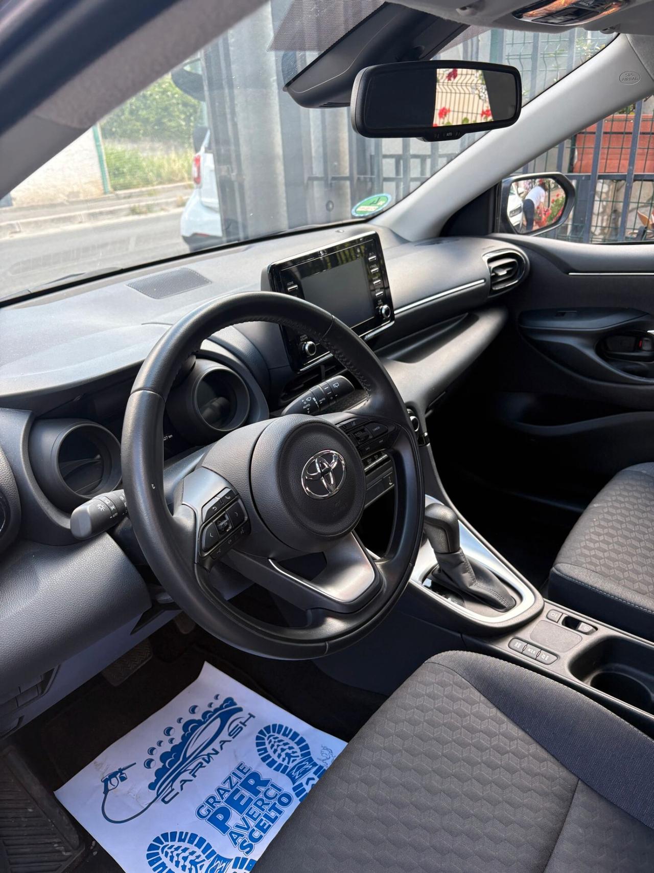 Toyota Yaris 1.5 Hybrid 5 porte Lounge design